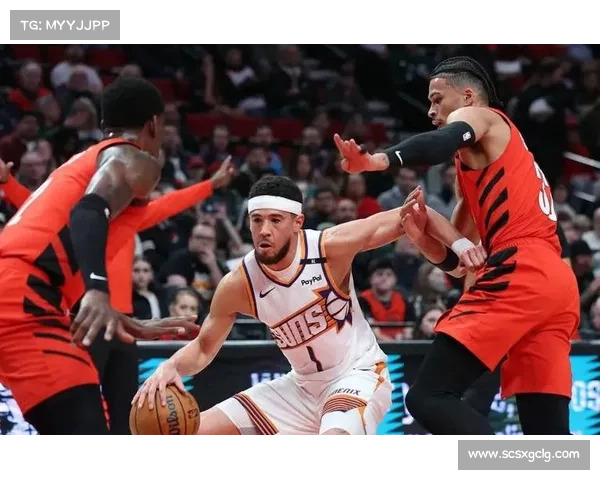 布克关键对决时刻解析：从比赛录像中看他如何左右胜负走势